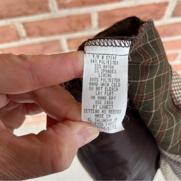 Checkered and plaid vintage button down vest. Petite Small - Picture 3 of 7